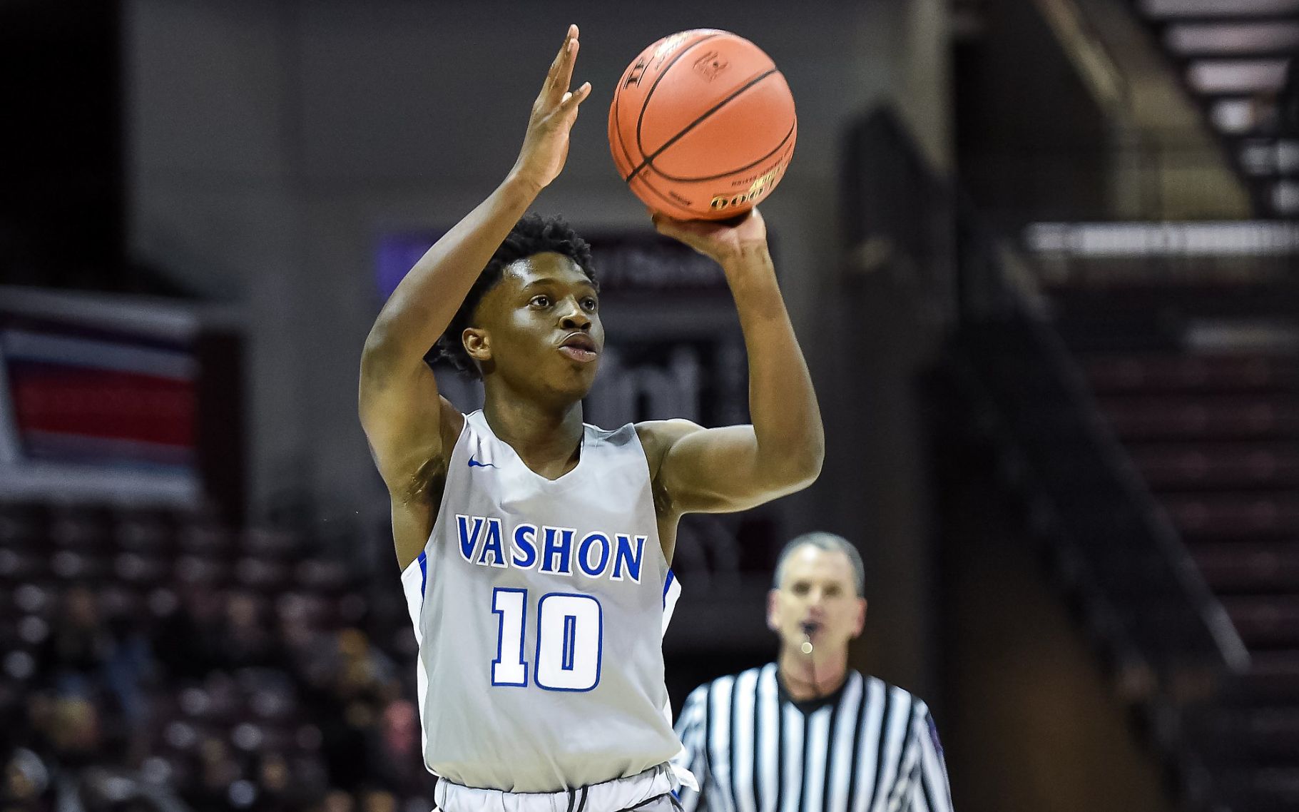Vashon 70, Charleston 47